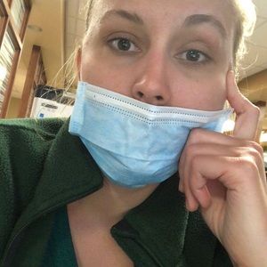 Meet your Posher, Caroline